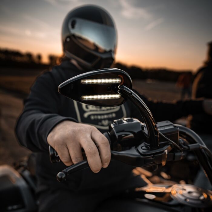 Plug & Play LED Run & Turn Signal Motorcycle Mirrors | Custom