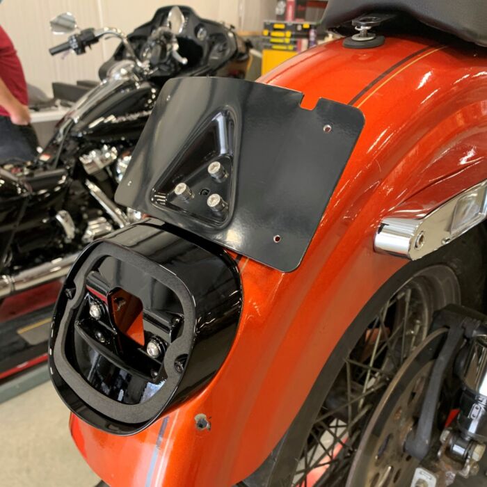 Radius Laydown Plate Frame Mount