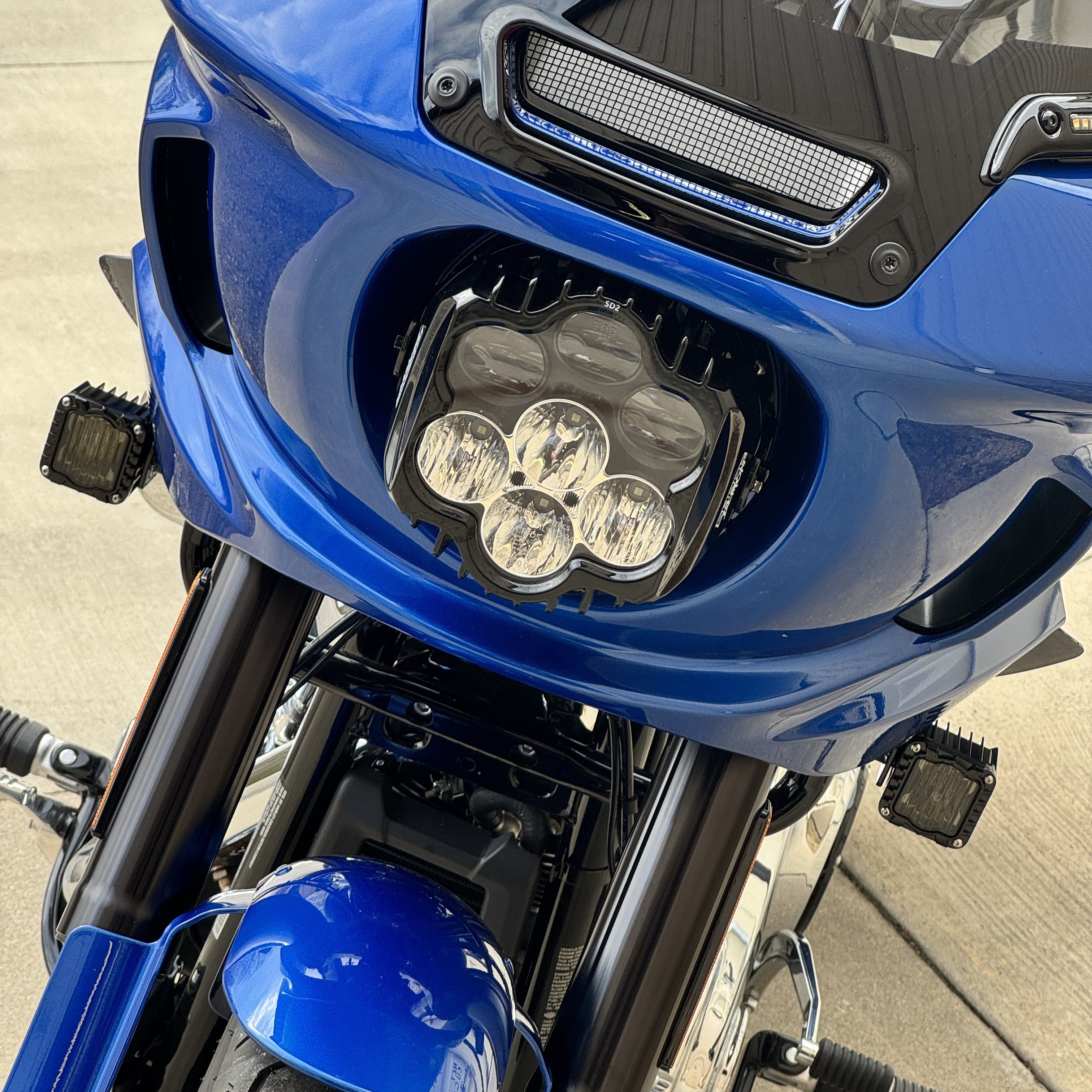 Shark Demon® LED Turn Signals for Low Rider ST – Custom Dynamics