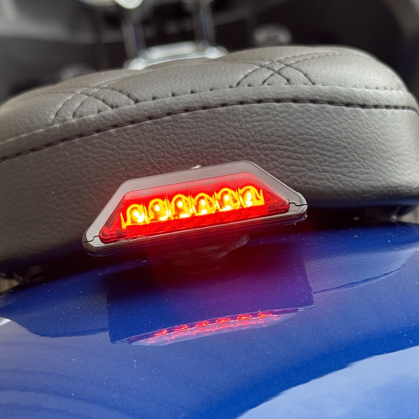 Motorcycle Seat Bolt Mounted Auxiliary Taillight