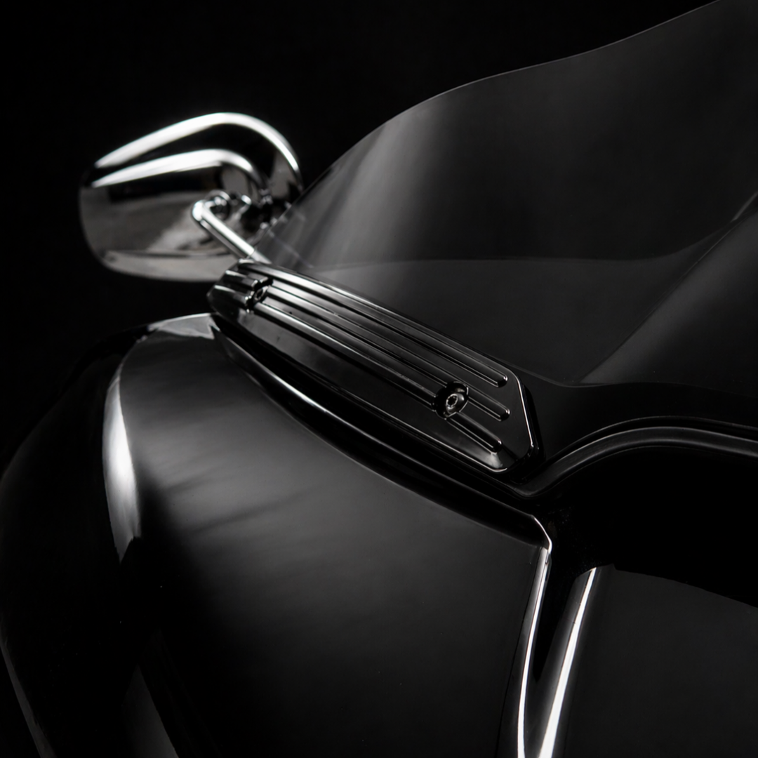 Blackout Aluminum Road Glide Windshield Trim