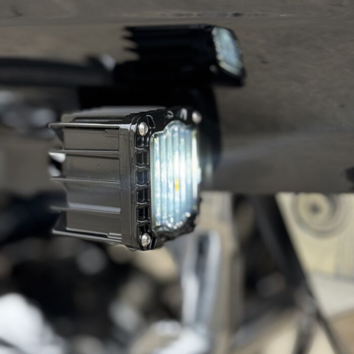 Shark Demon® LED Front Turn Signals for Rushmore Road Glide